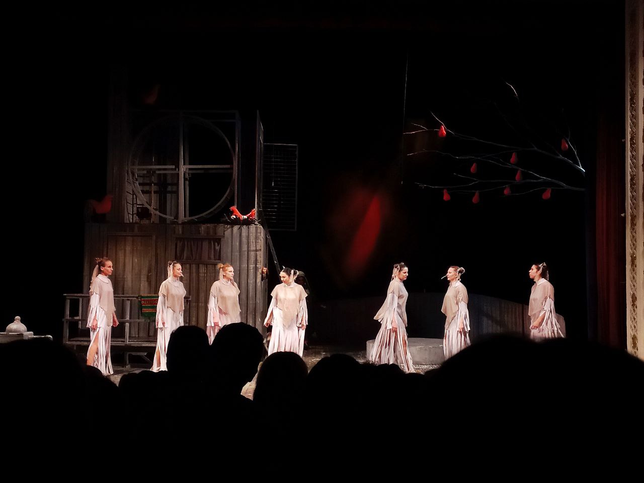 Танцювальний номер духів. ( постановка Дмитра Татарінова)